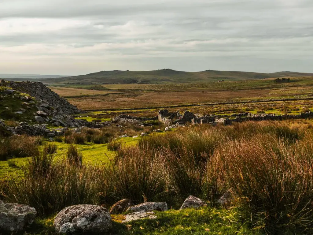 Foggintor Quarry Walk - The Globe Trotter