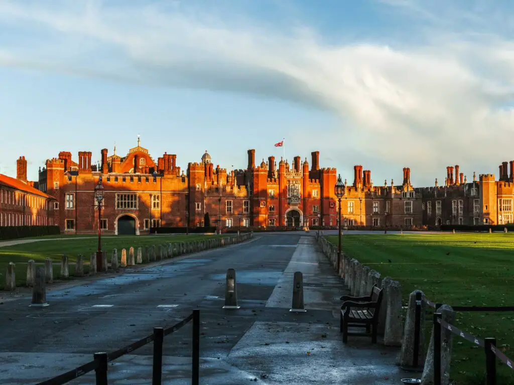 Looking down the drive to the red bricked Hampton Court palace at the end of the walk from Richmond.