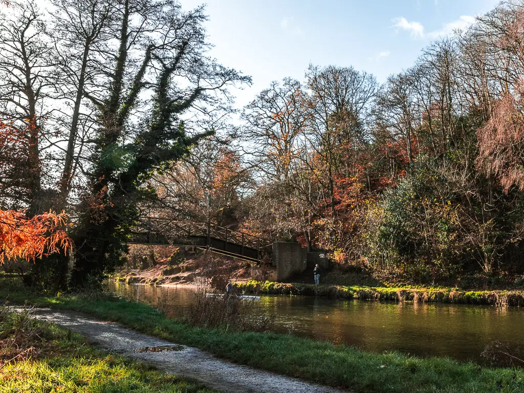 Looking to the bridge over the River Wey.