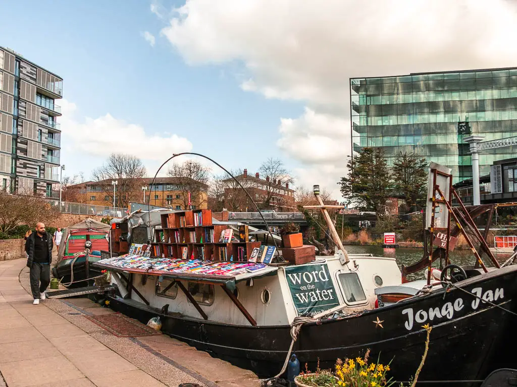 The word on the water library boat on the walk along the regents canal path.