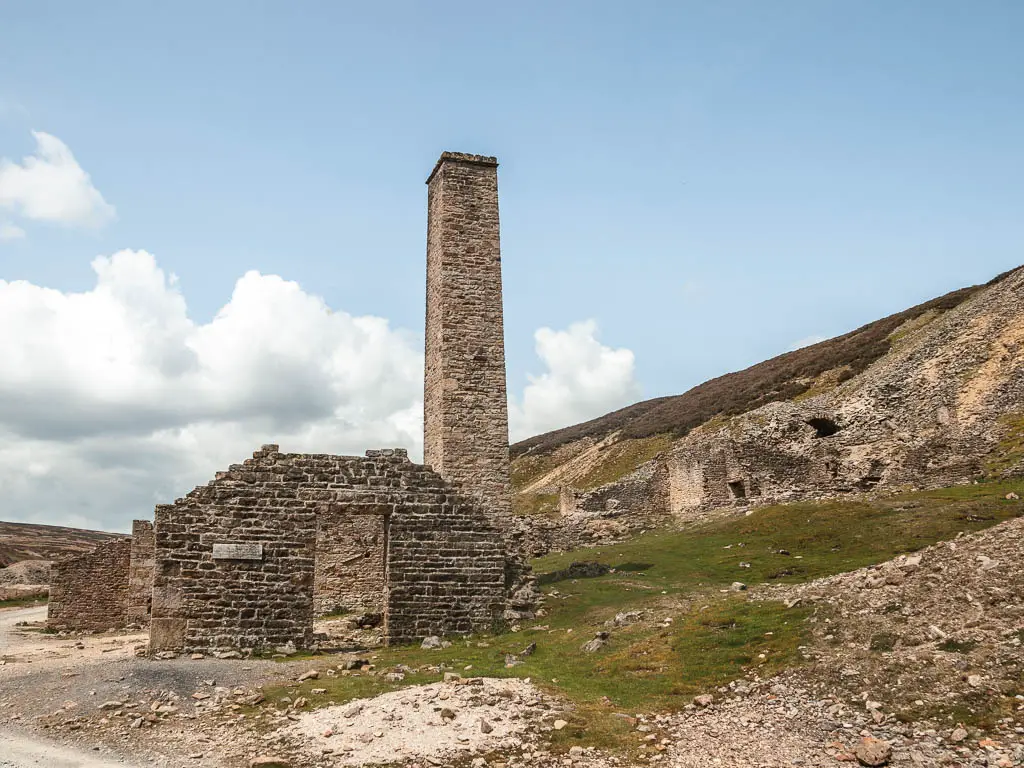 Looking towards the ruins of the old gang smelting mill, on the walk around the side of it.